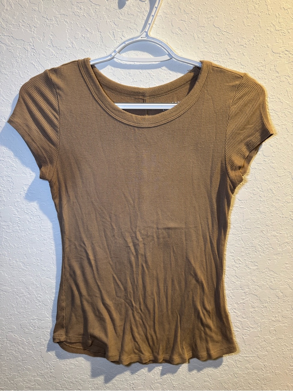 American Eagle Outfitters Ribbed Short-Sleeve Tee - Tan/Brown